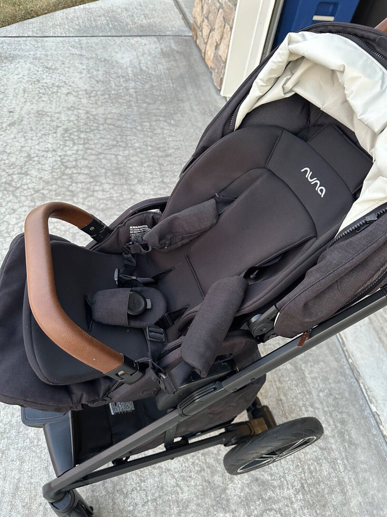 NUNA MIXX Next Stroller Excellent Condition