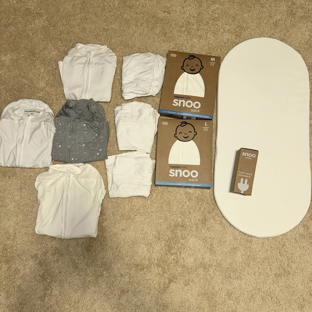 Snoo Smart Sleeper Baby Bassinet With Lots Of Extras